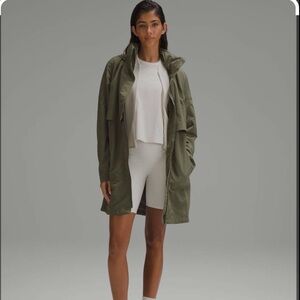Lululemon Always Effortless Long Fall Jacket in Medium Olive size 12